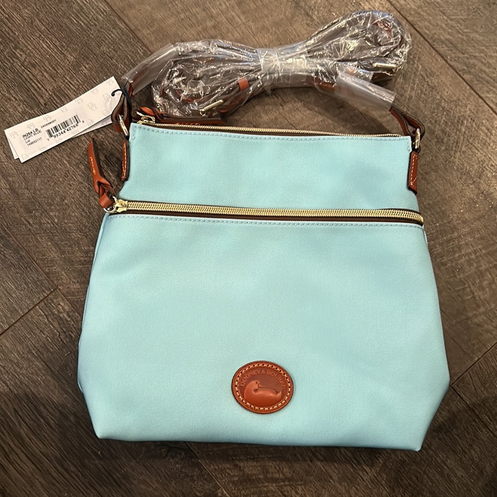 Brand NEW DOONEY & BOURKE Crossbody